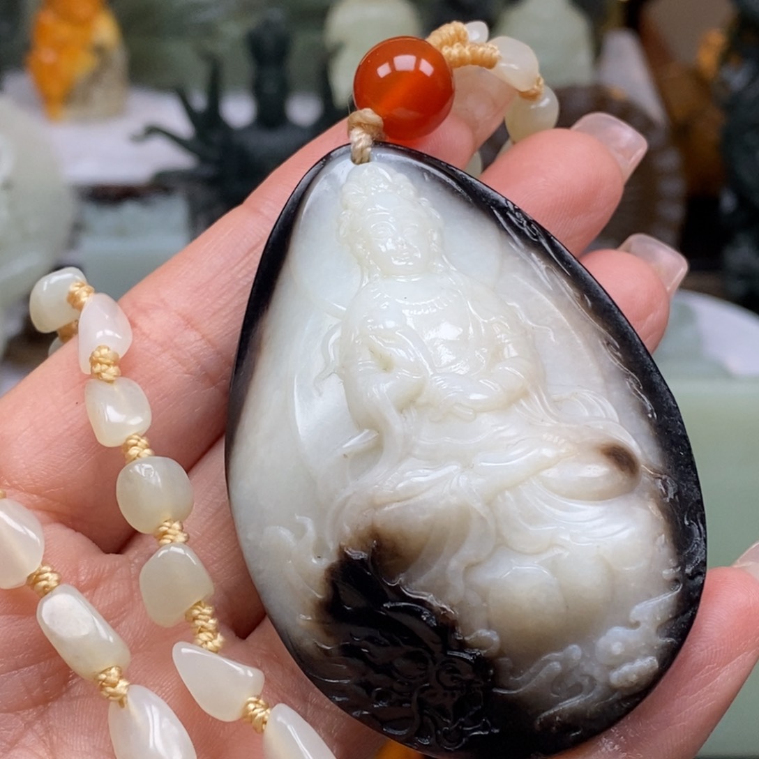 和田玉未镶嵌颈饰胧*风