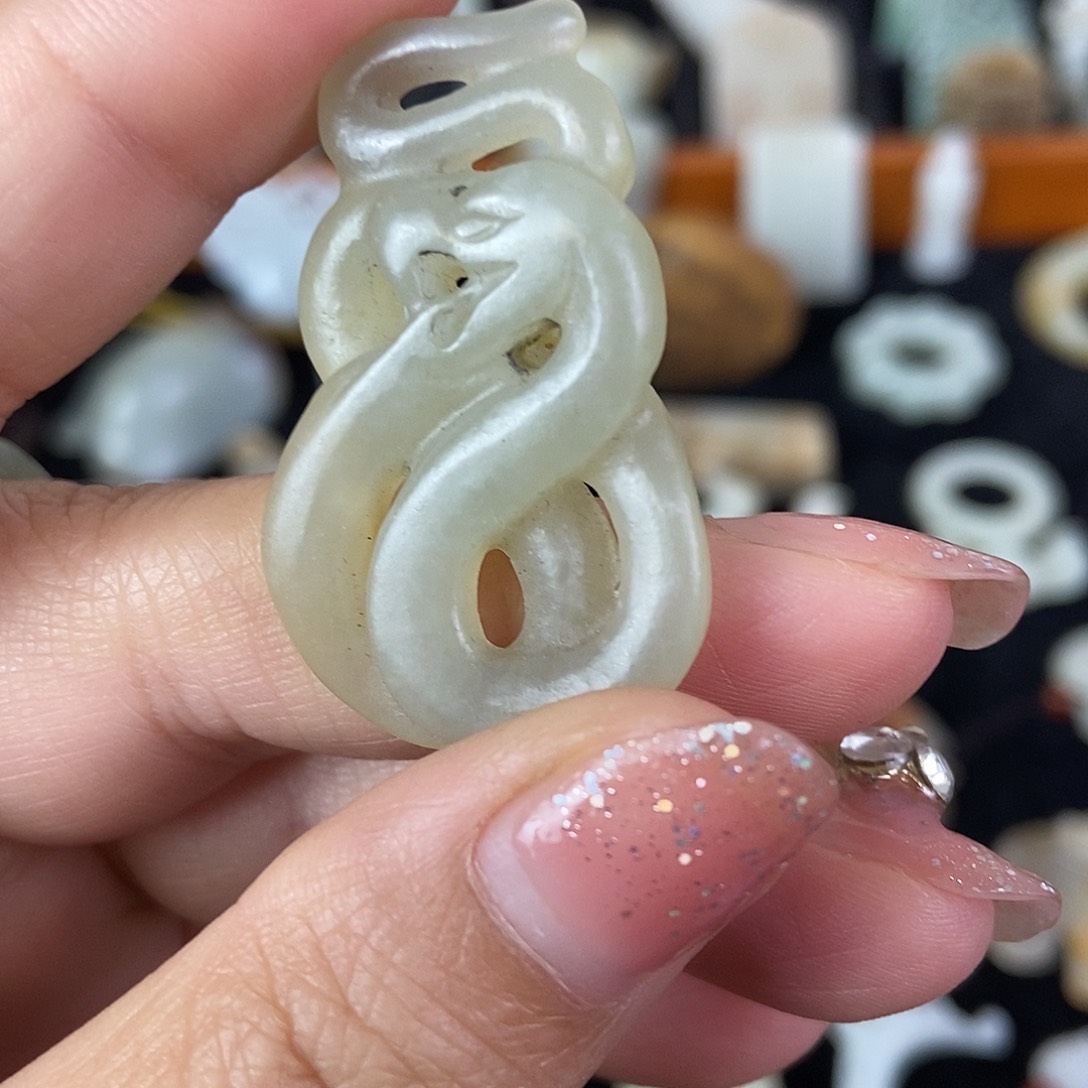 和田玉（糖玉）未镶嵌挂件