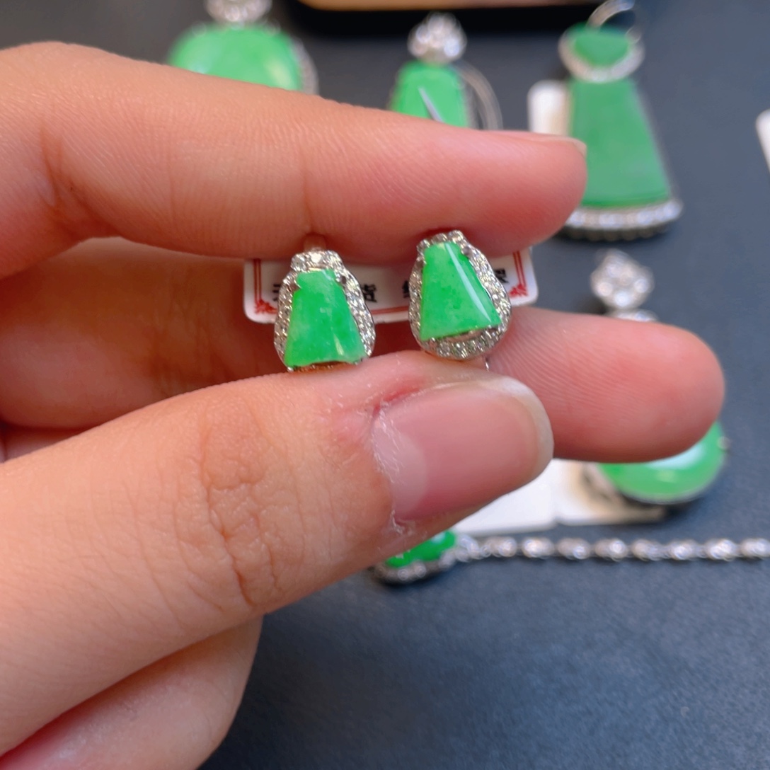 翡翠银S925镶嵌吊坠(不含链)