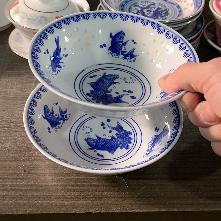 瓷片///////直径14.5厘米。2个。