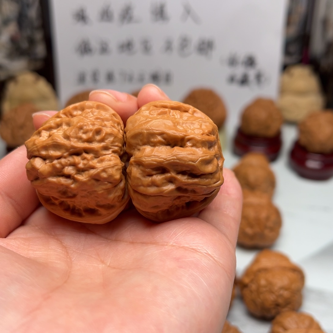 文玩核桃吊坠^***远蛤蟆头40