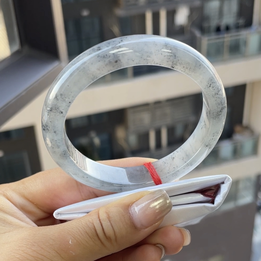 LH（上新）57.8冰透冰乌鸡正圈翡翠a货手镯