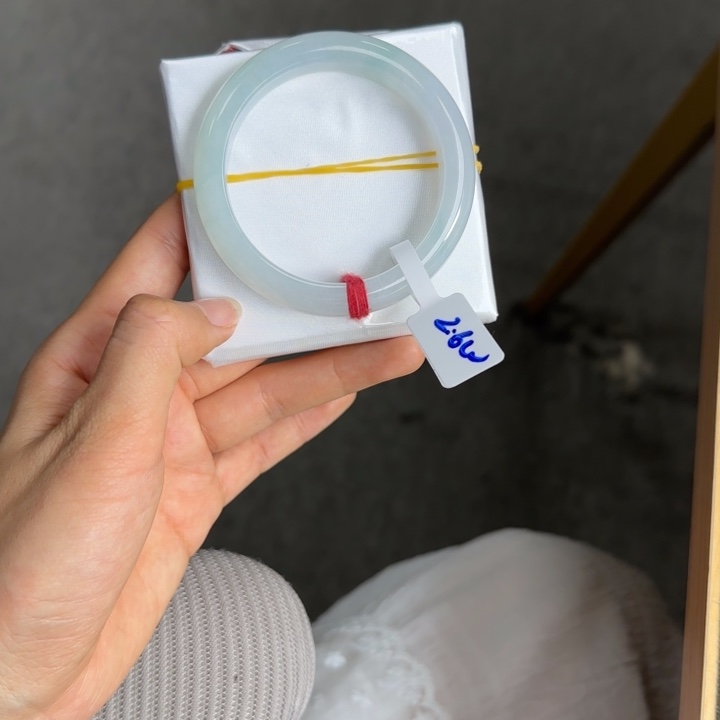 未镶嵌手镯翡翠翡翠手镯