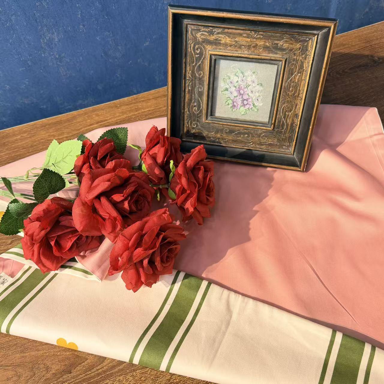 DZ407 【玫瑰贡缎棉】竖条枕套48*74CM一对