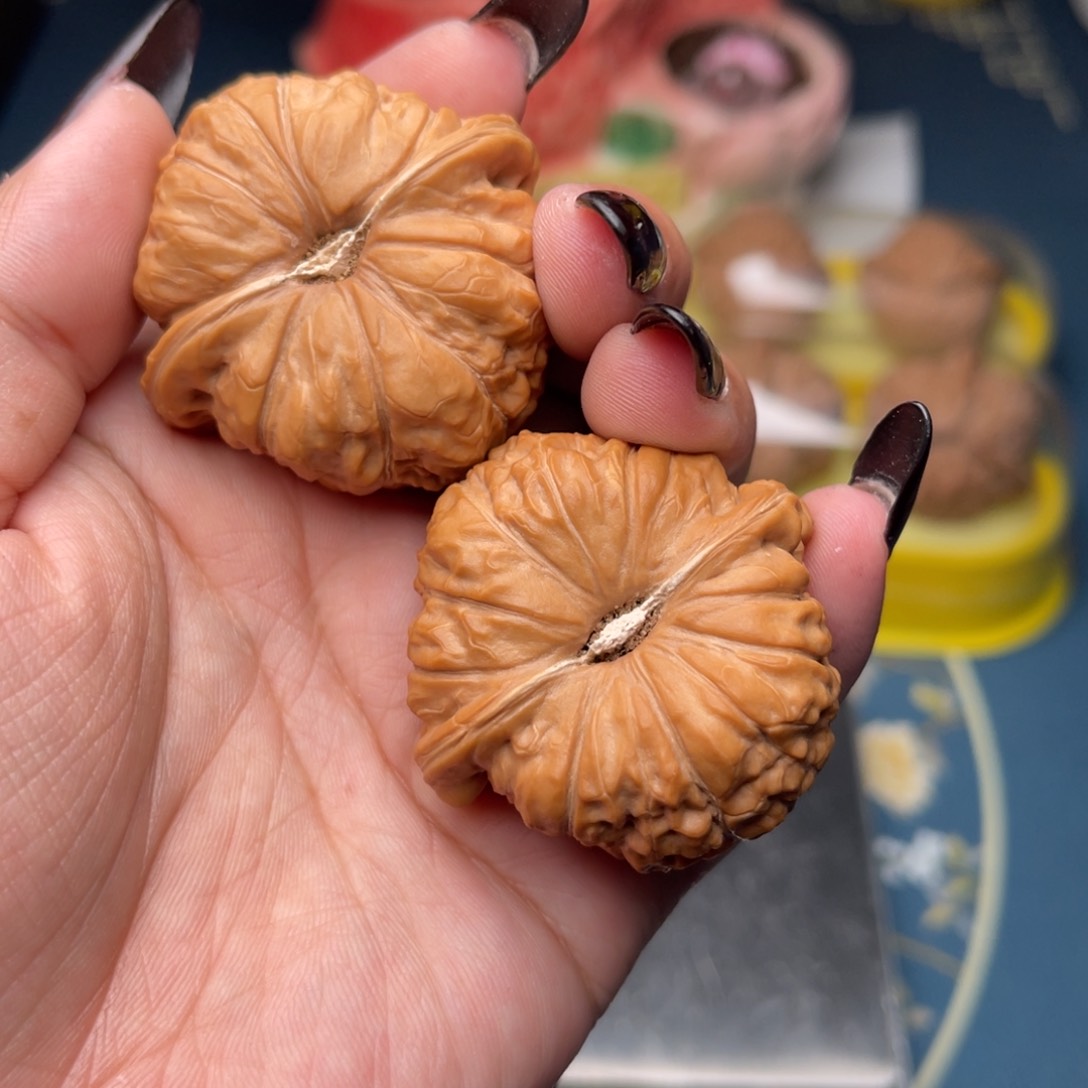 文玩核桃把件【****宇南瓜墩43