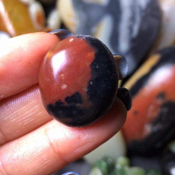 和田玉未镶嵌珠宝奇石