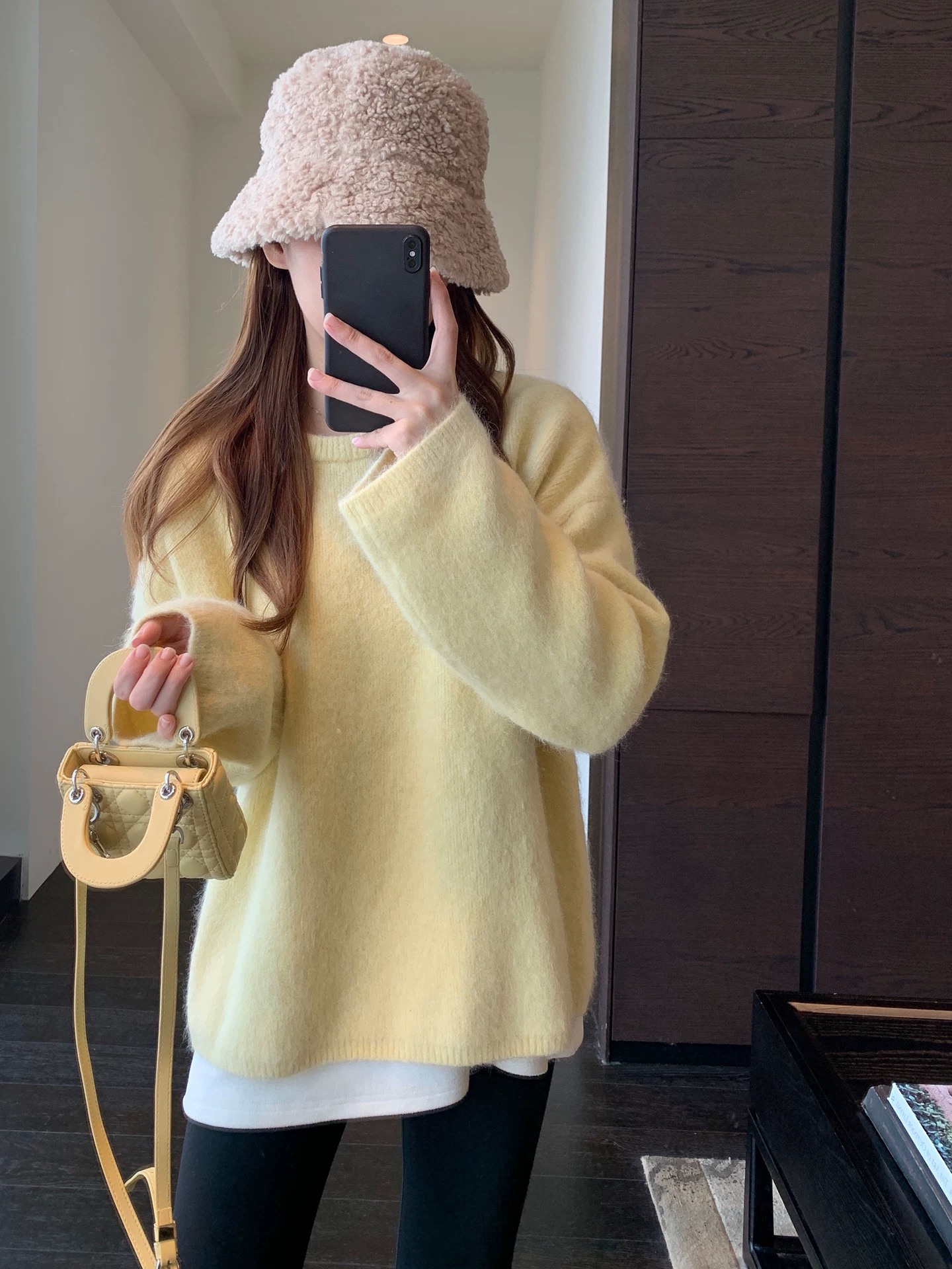 山羊绒女圆领拉绒毛衣落肩袖厚款针织宽松羊毛衫秋冬