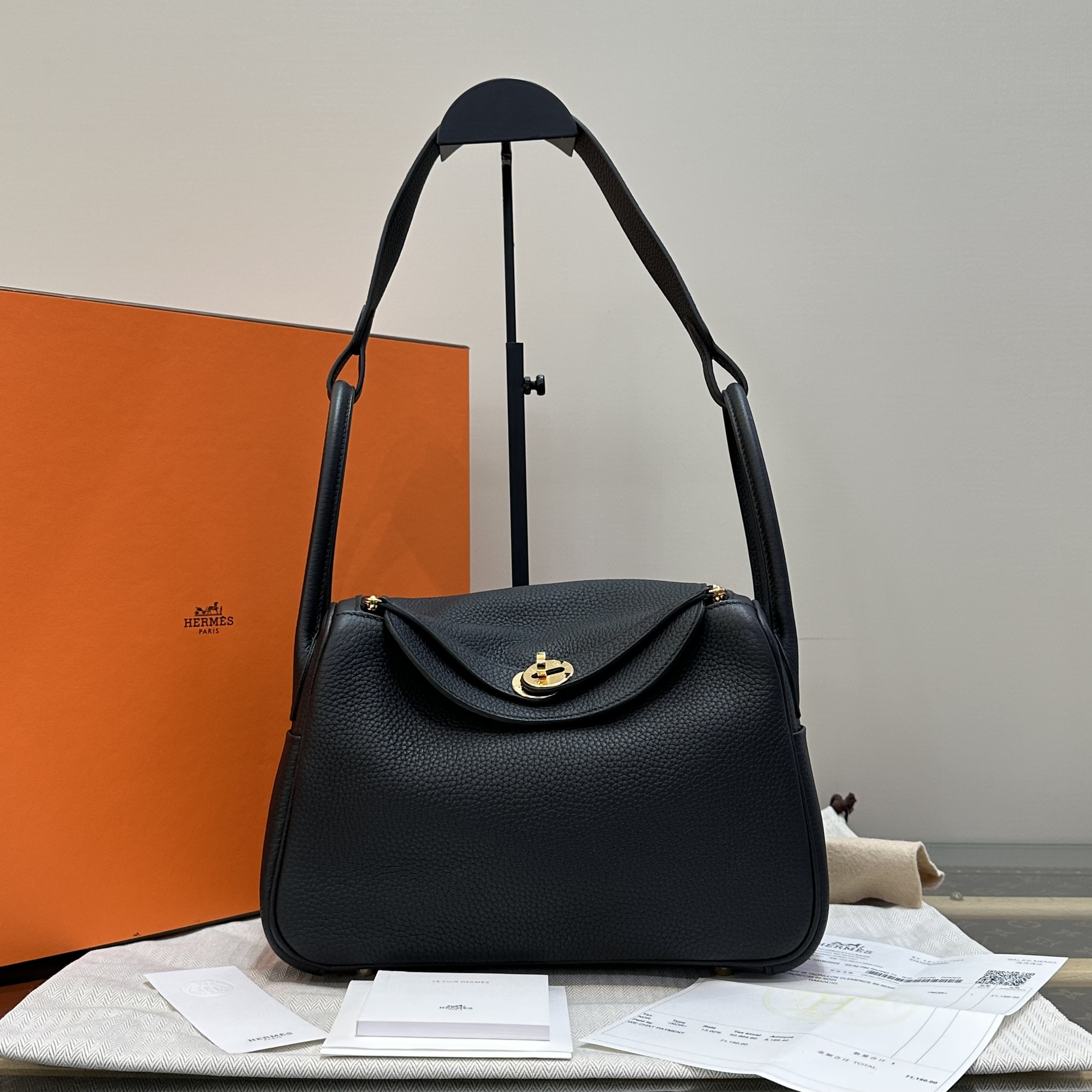 99新 Hermes/爱马仕 Lindy26黑金扣手提单肩包71501