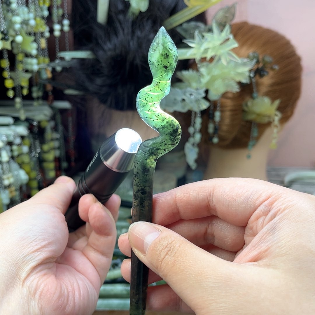 蛇纹石玉发饰未镶嵌长度22厘米左右