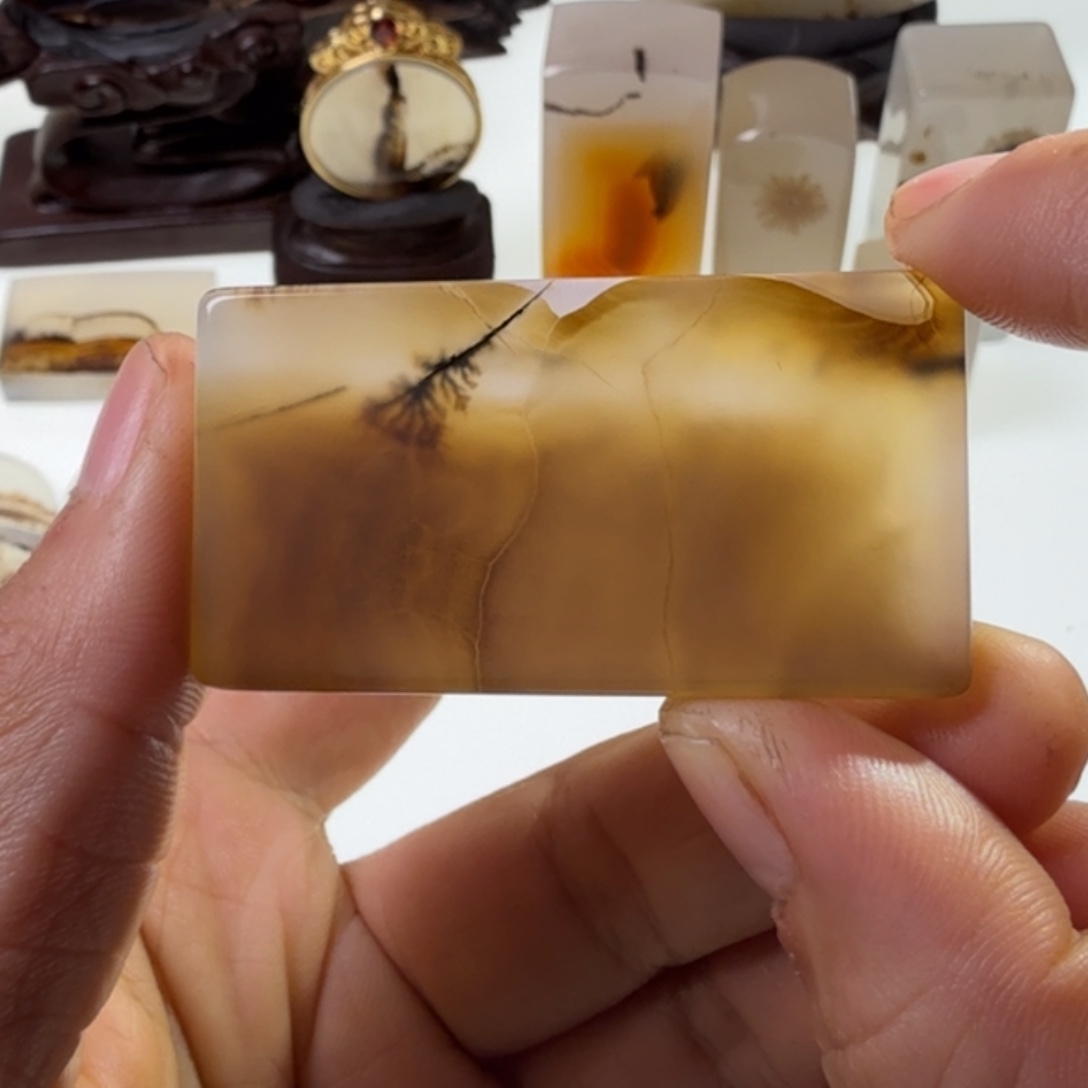 玛瑙/玉髓未镶嵌珠宝半成品