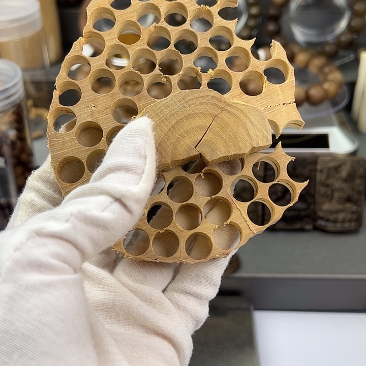 欢***末檀香木碎料老上檀2