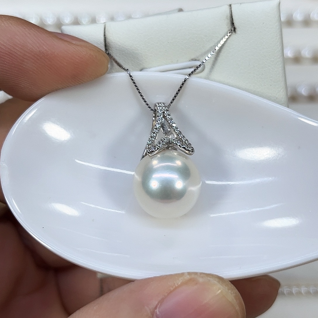 银S925镶嵌淡水珍珠颈饰