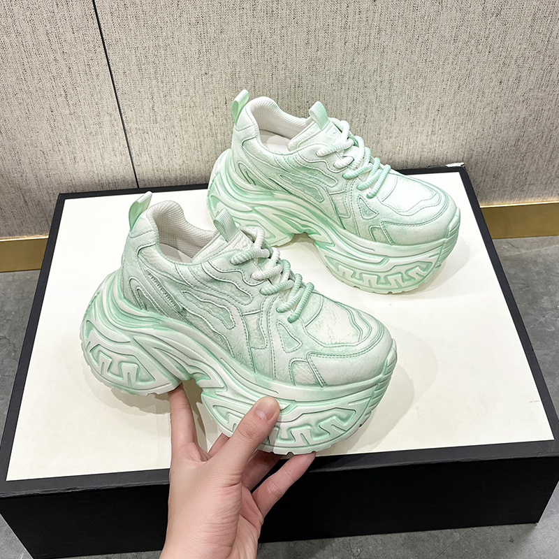 9cm增高小个子厚底老爹鞋女2026新款超轻软底洋气做旧松糕运动鞋