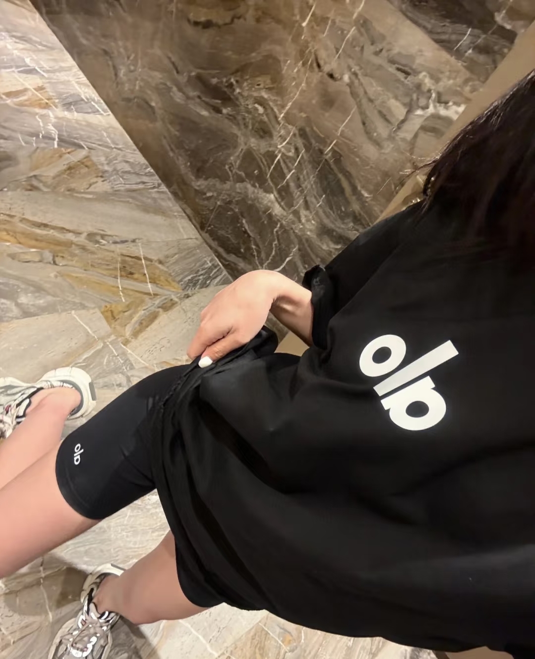 alo百搭男女同款t恤