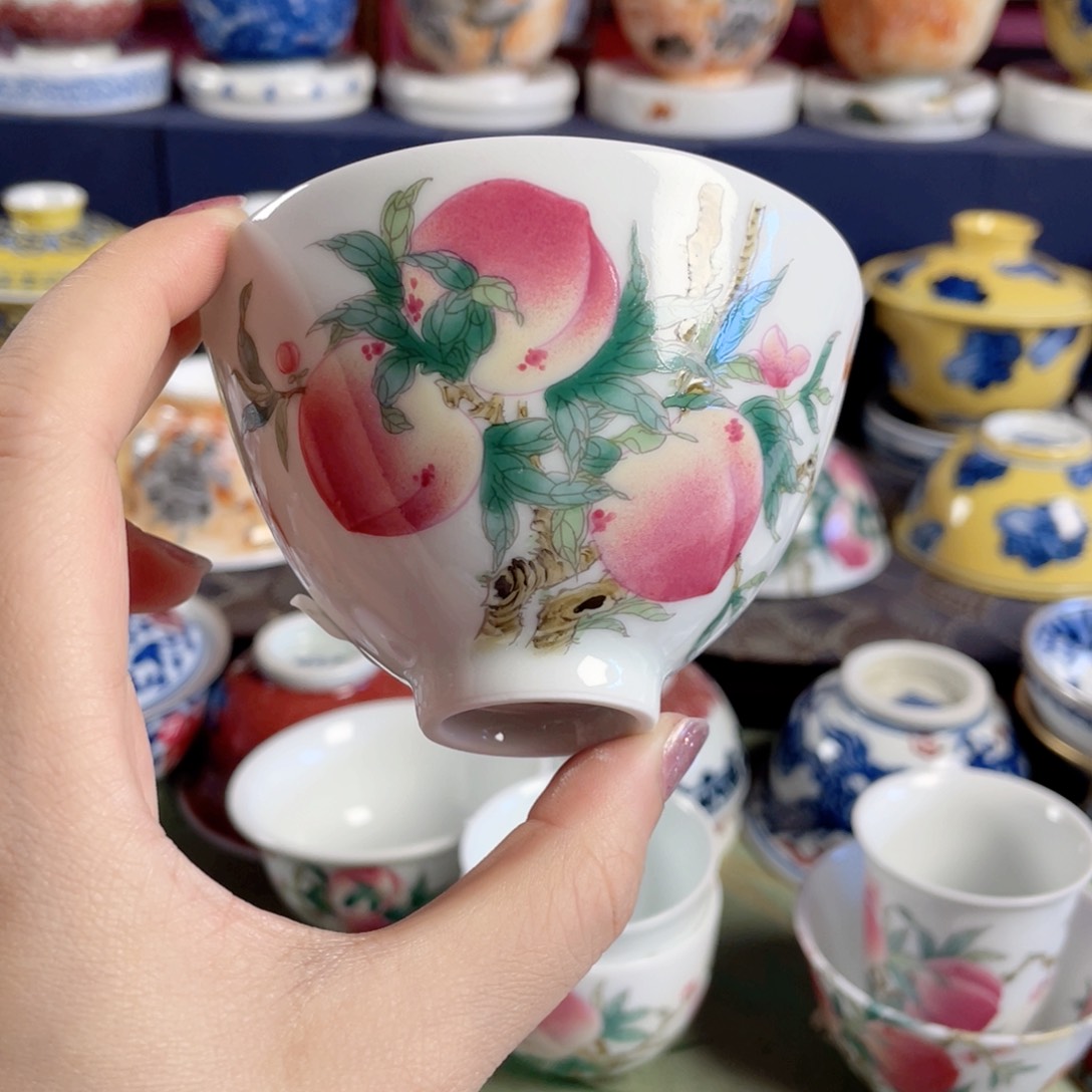 景德镇瓷器研究中心主任兼