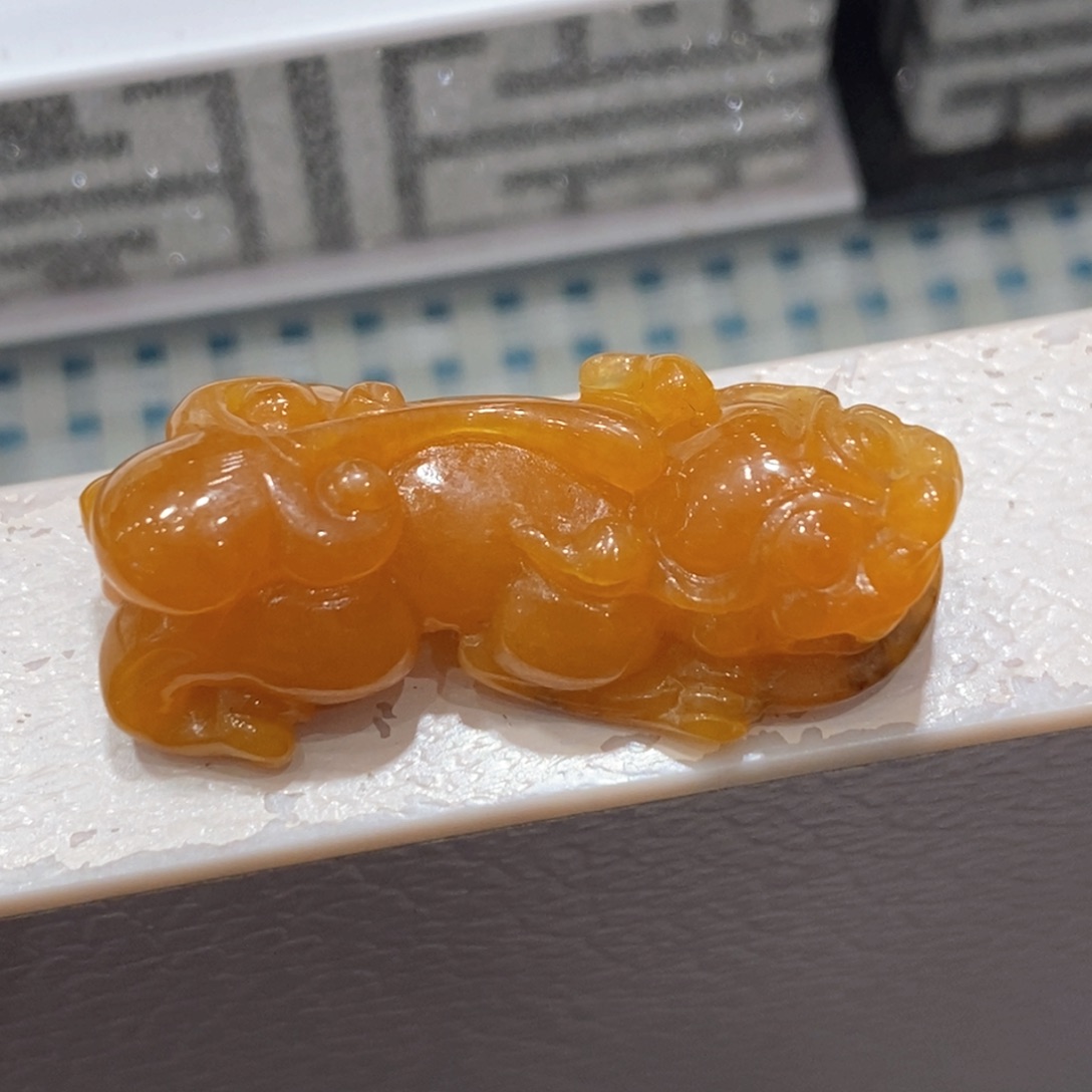 定制翡翠未镶嵌知****缅甸天然翡翠满黄貔貅