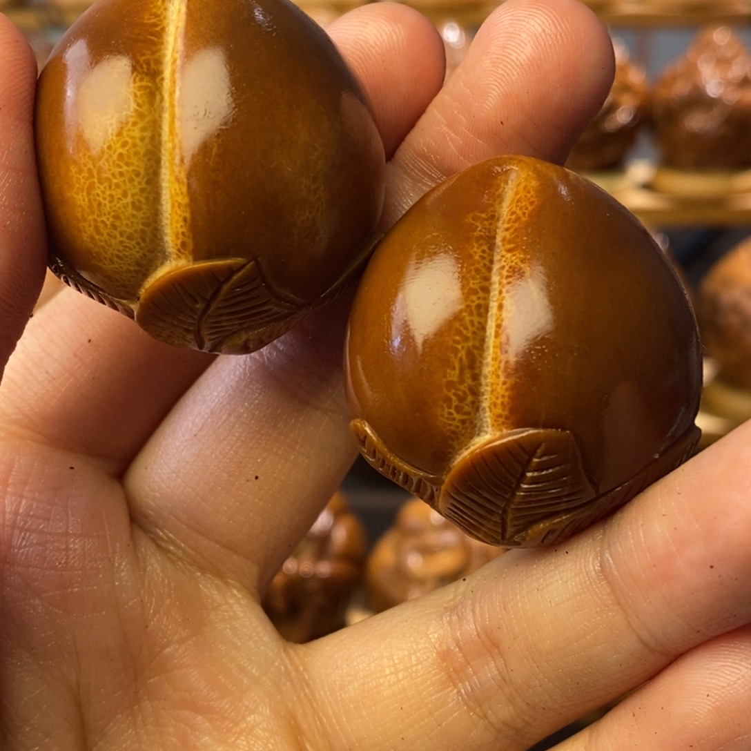 橄榄核手串/手链大寿桃一对