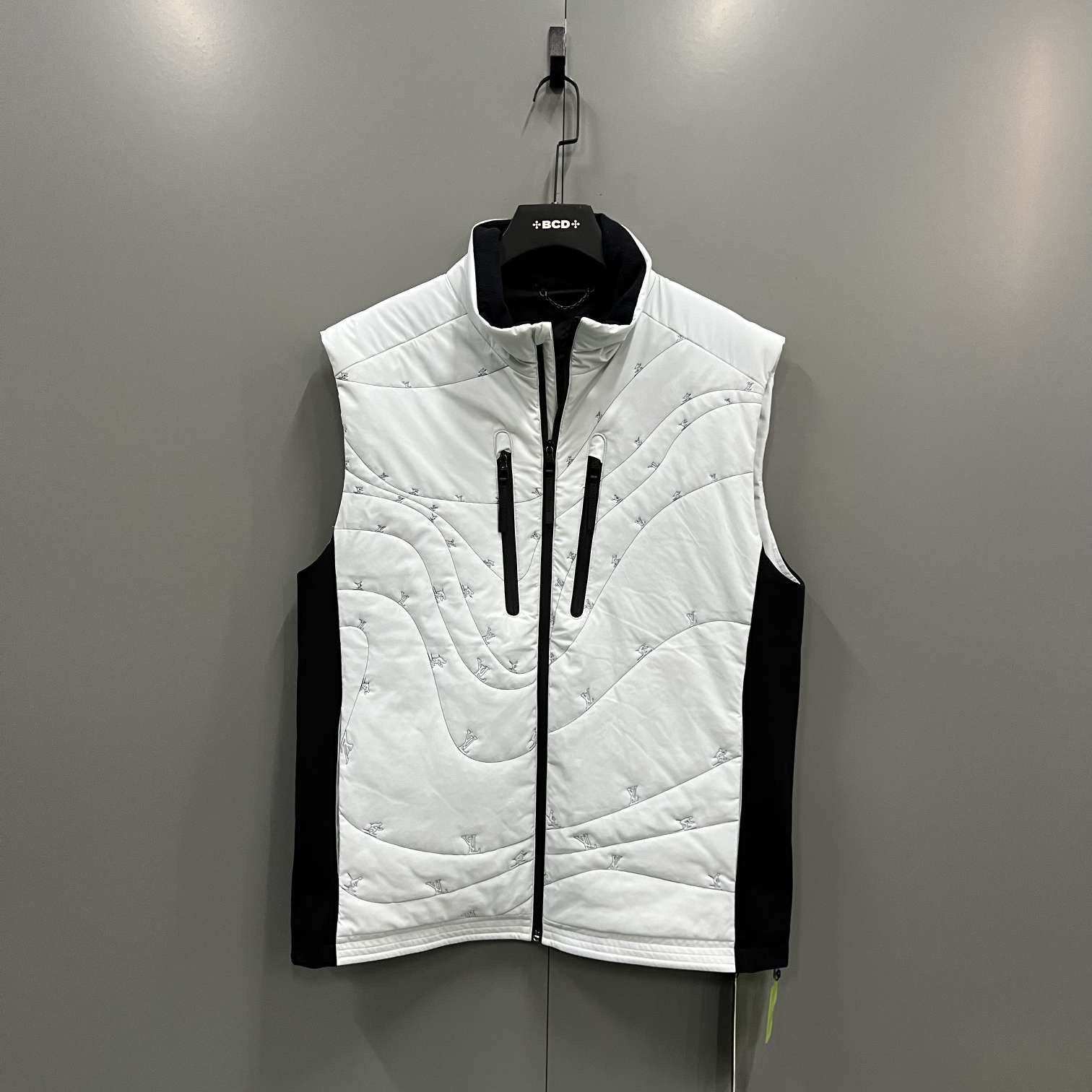 95新 LouisVuitton/路易威登 j2/拼色小logo马甲 56码 603229