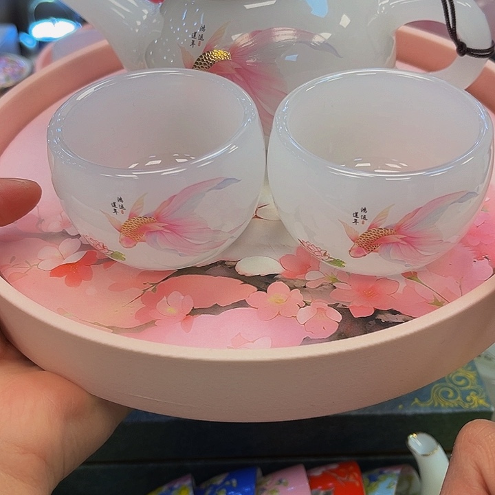 段泥茶杯兔兔组图小心翼翼问我旅途快乐