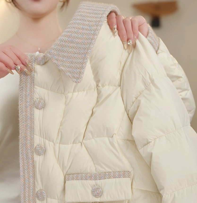 【LJ甄选大朵绒】时尚百搭洋气白色拼接保暖羽绒服外套