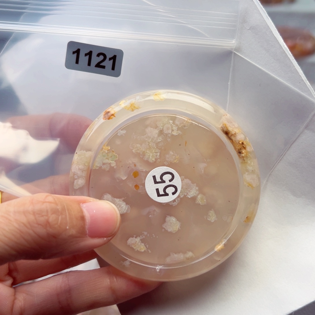 玛瑙/玉髓手镯未镶嵌乐**～