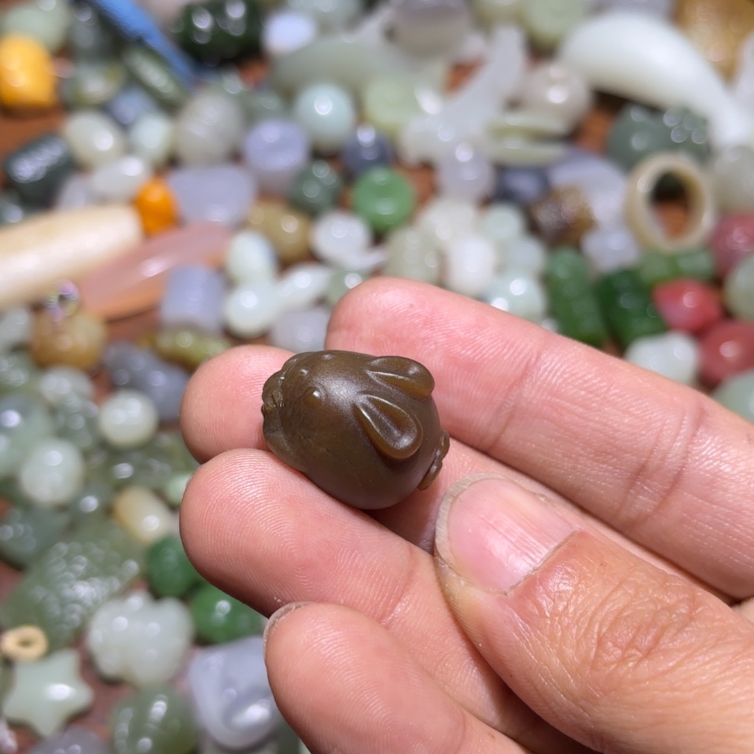 和田玉珠宝半成品未镶嵌吴*胖