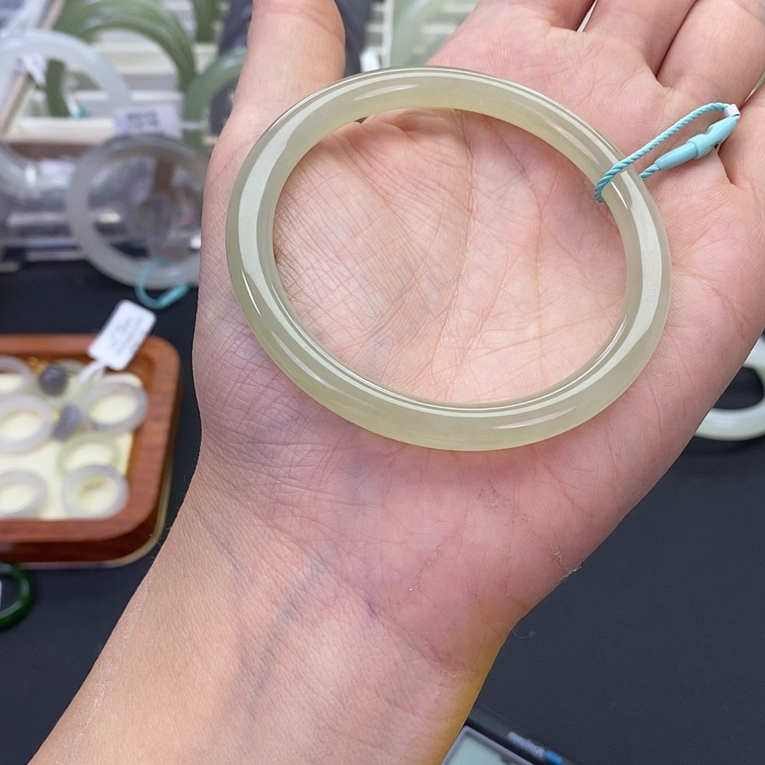 和田玉未镶嵌珠宝奇石5657