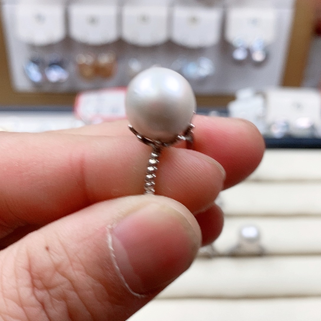 淡水珍珠颈饰银S925镶嵌溜*儿