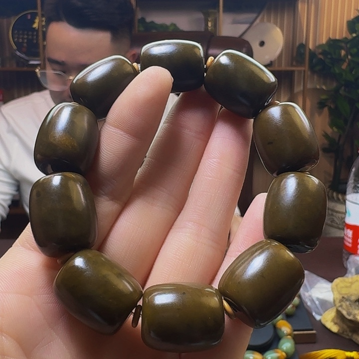 和田玉手串未镶嵌