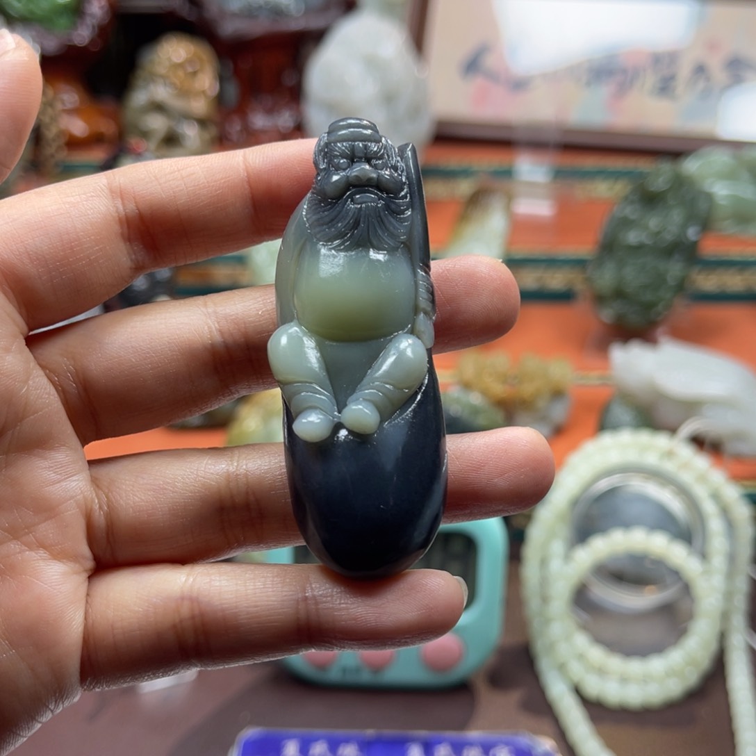 和田玉挂件未镶嵌财**通