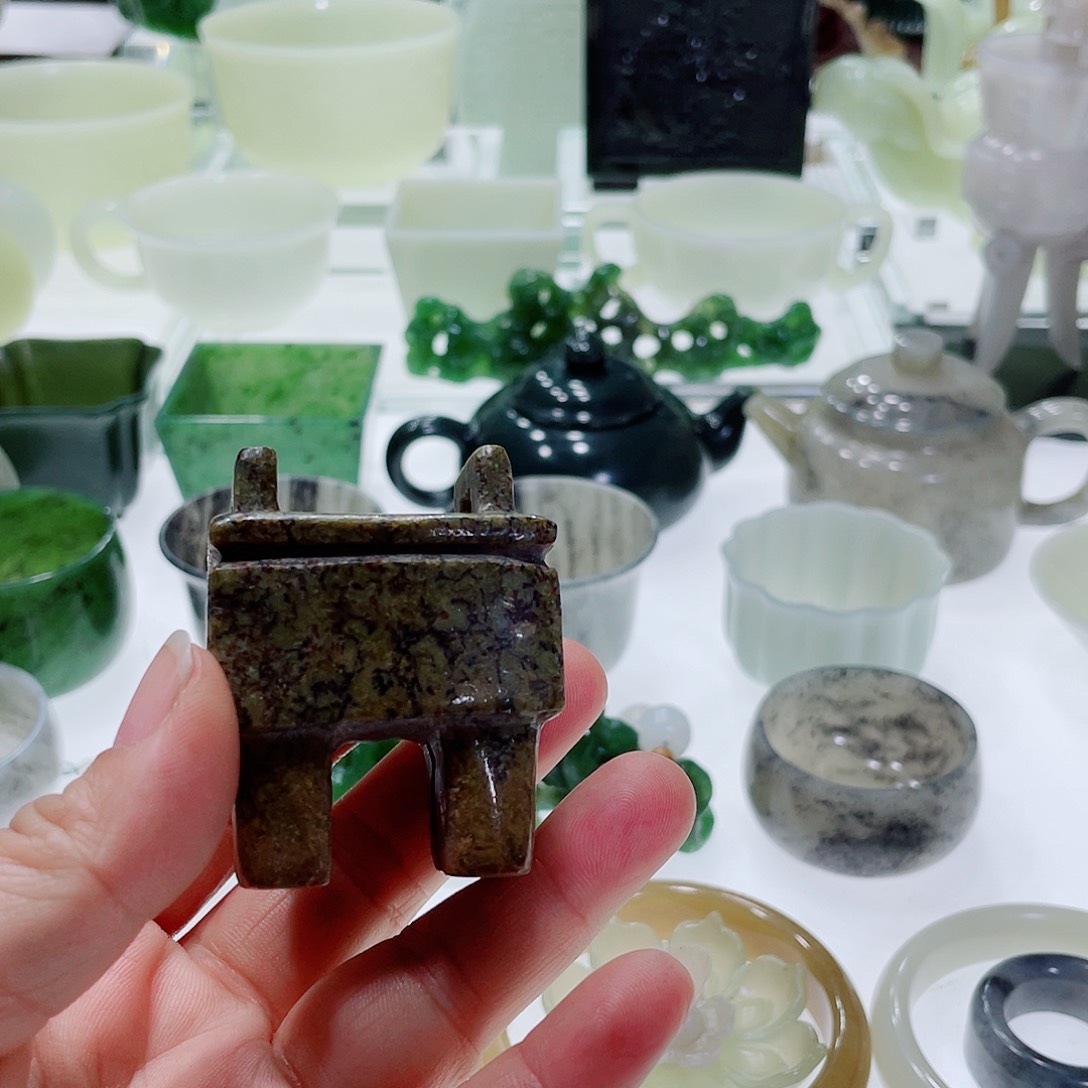 和田玉挂件未镶嵌河磨玉