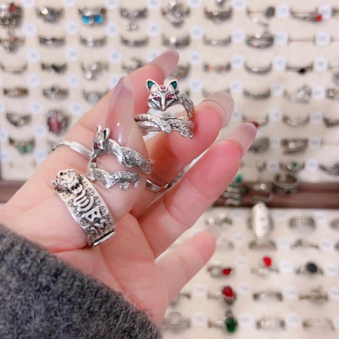 铜合金上开口九尾狐