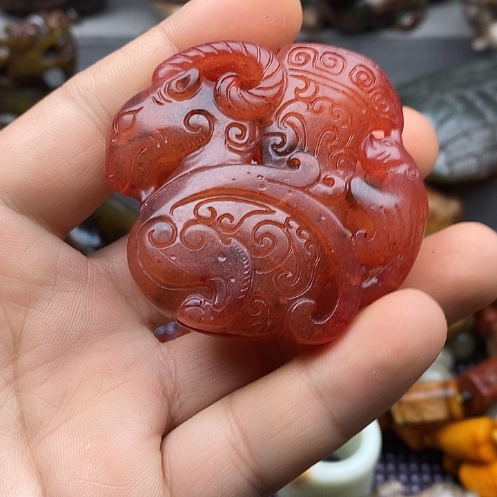 未镶嵌蛇纹石玉颈饰