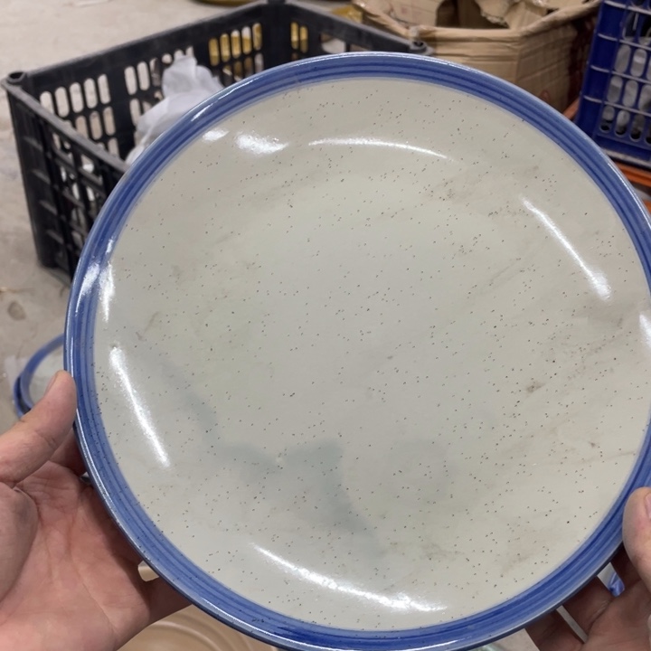 盘瓷器微瑕不退不换