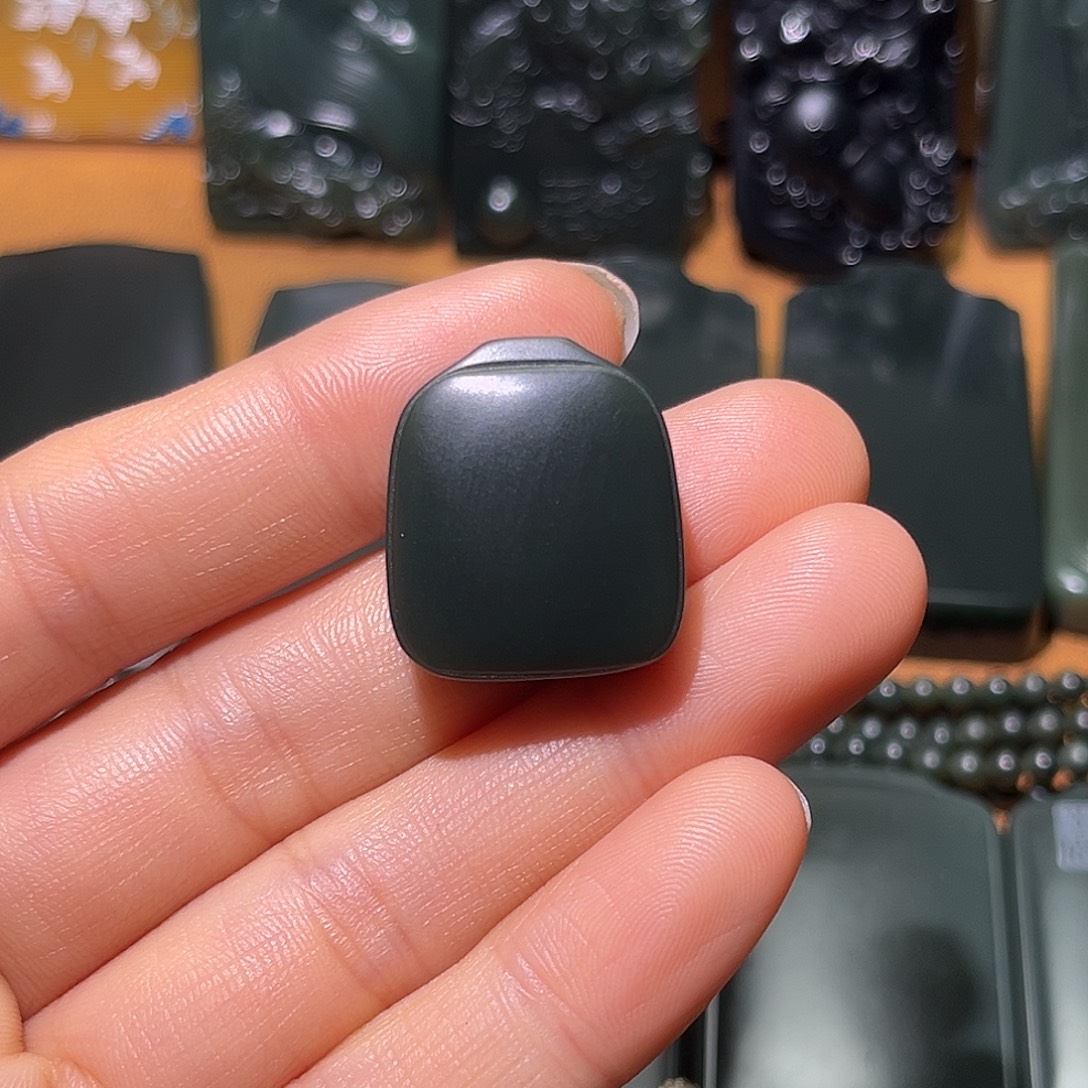 和田玉（青玉）未镶嵌颈饰