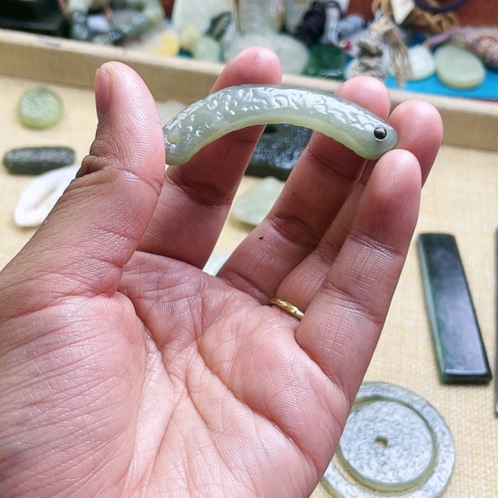 和田玉（糖玉）吊坠未镶嵌潇**雨36
