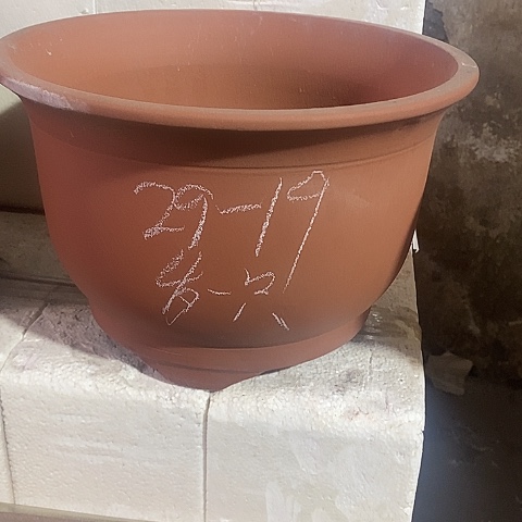 红陶中国宜兴紫砂花盆，