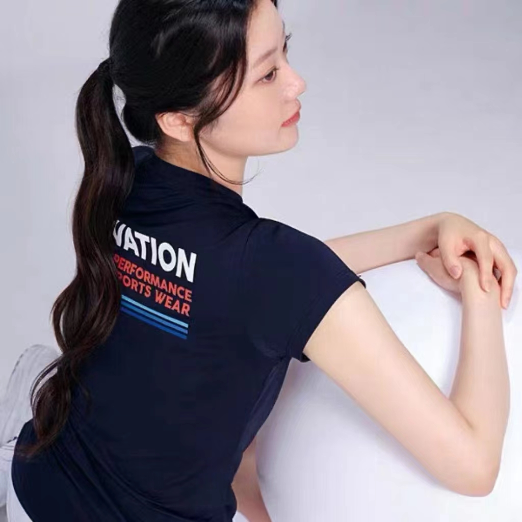 001-040速干透气短袖羽毛球服