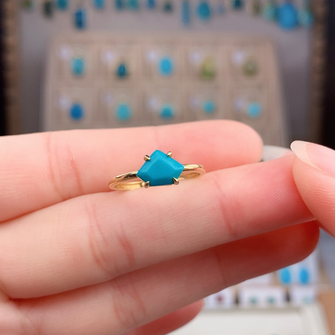 绿松石18K金镶嵌颈饰