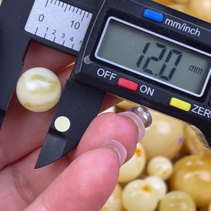 蜜蜡未镶嵌裸石21