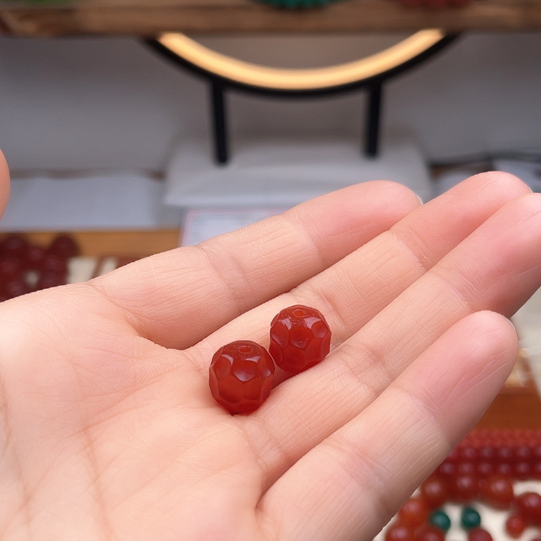 玛瑙/玉髓珠宝半成品未镶嵌?**谜