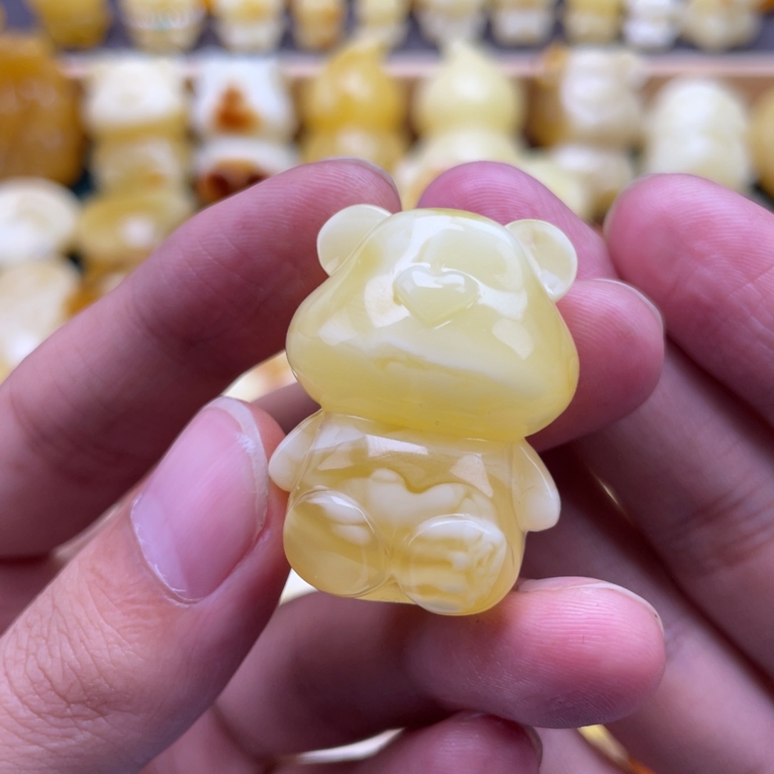 玉***橱琥珀未镶嵌裸石蜜蜡