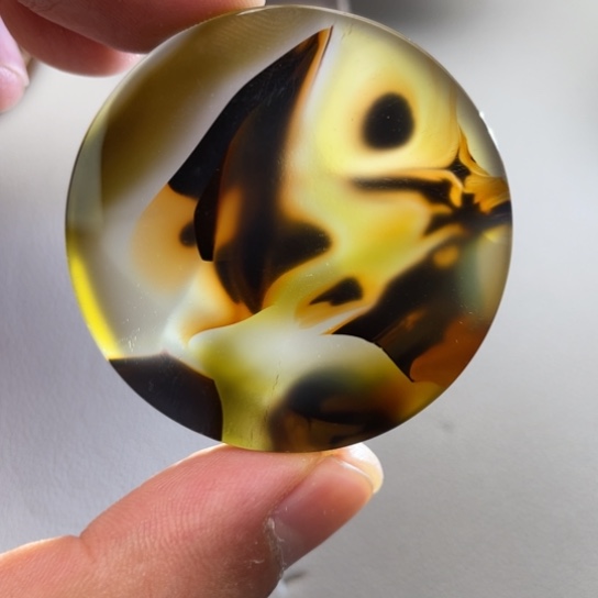 玛瑙/玉髓颈饰未镶嵌墨*