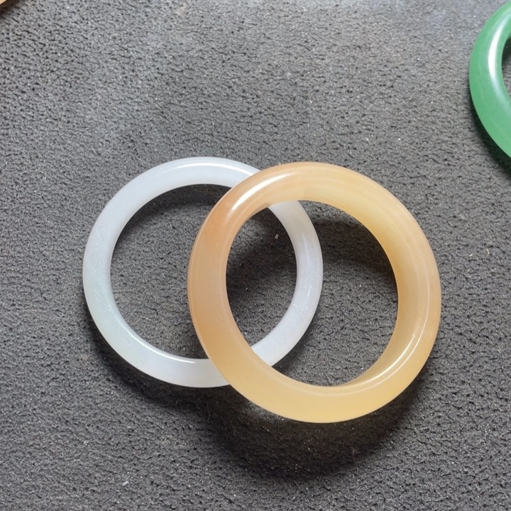 未镶嵌手链石英质玉