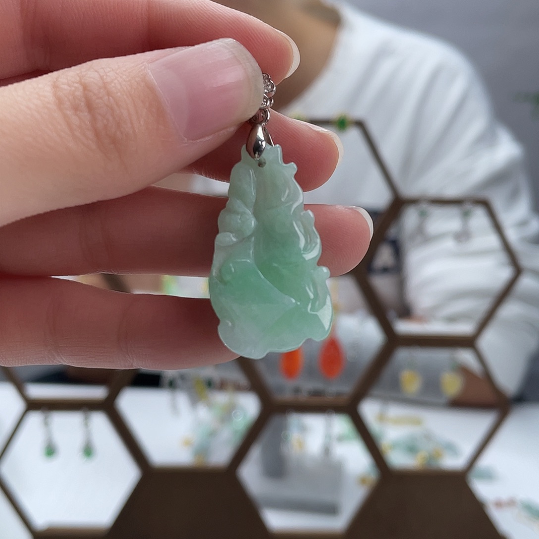 翡翠未镶嵌耳饰一物一图，以实物为准