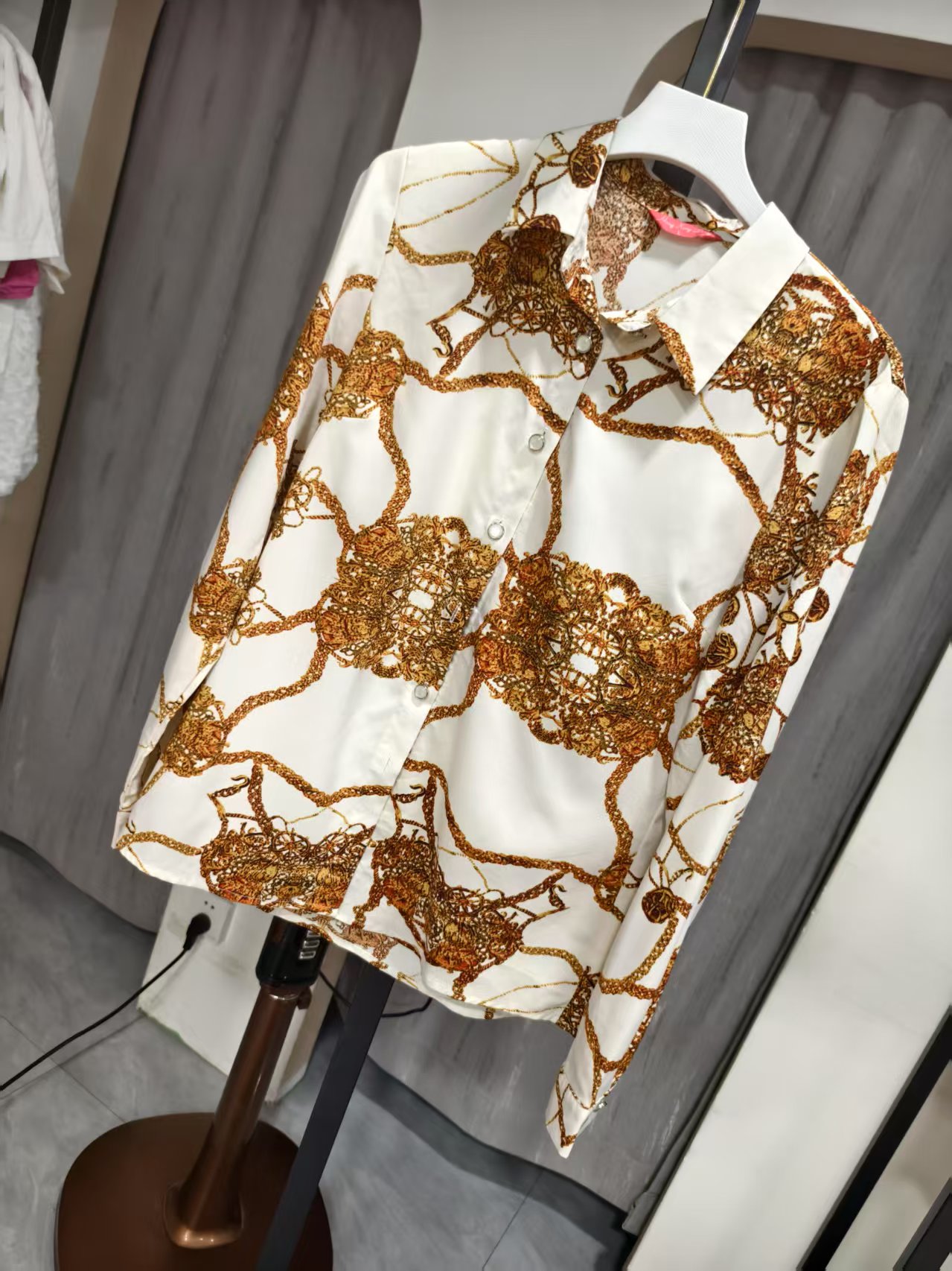 024印花衬衣  默认微瑕无运费险