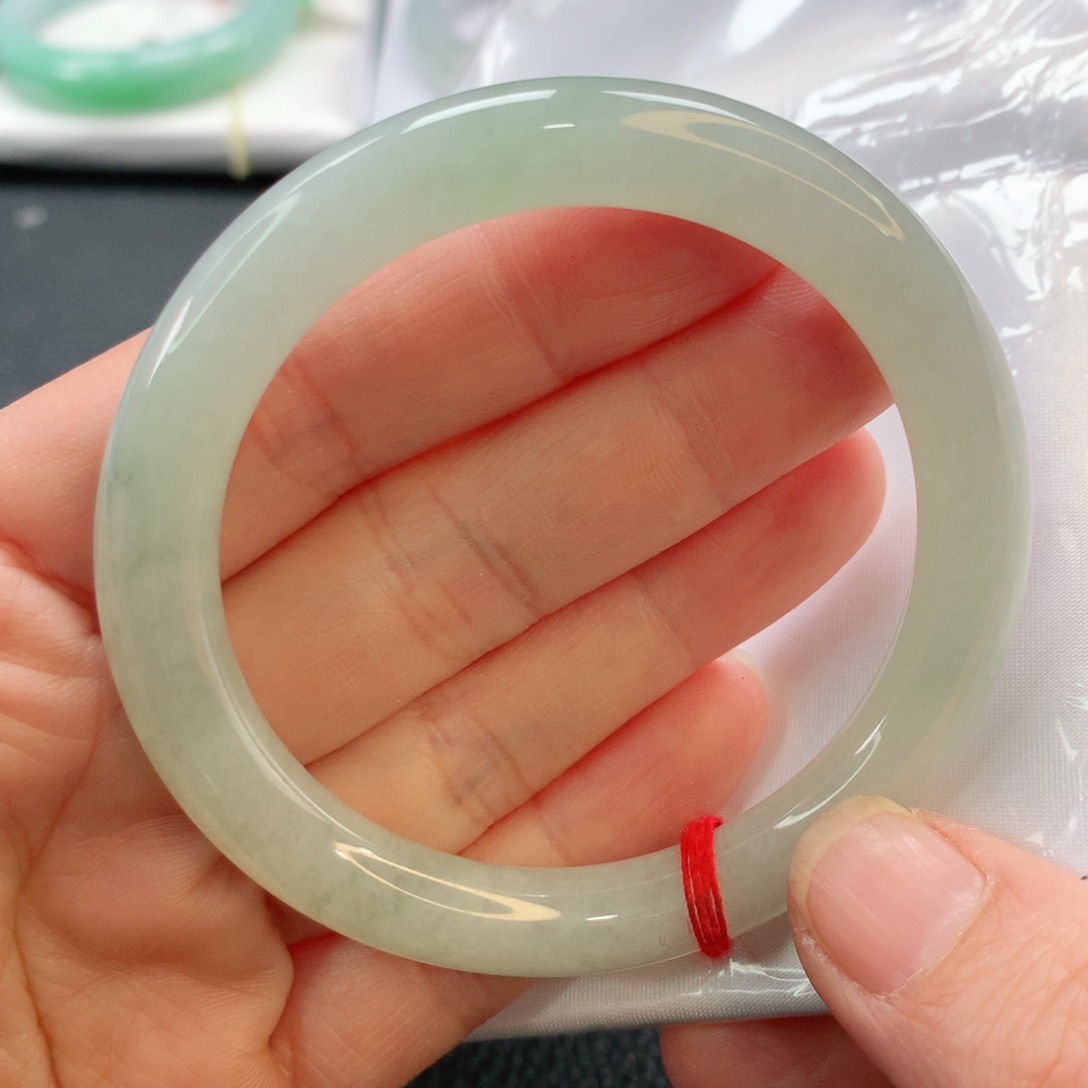 翡翠手镯未镶嵌54.5圆