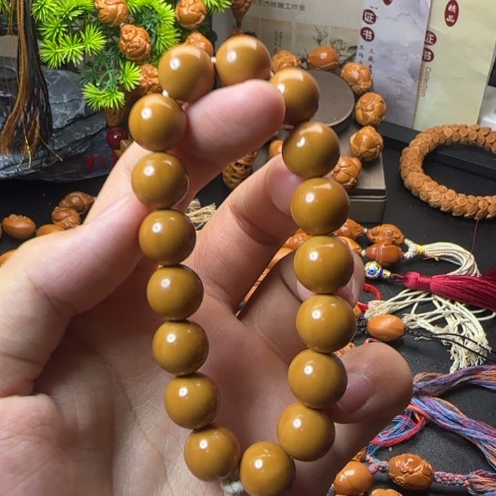 橄榄核手串/手链猴头光珠