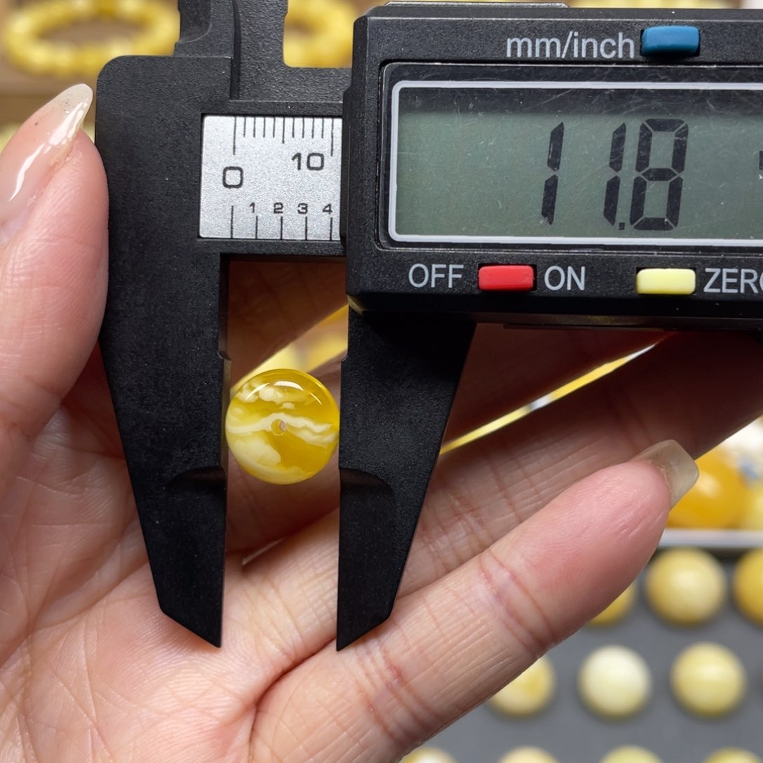 蜜蜡裸石未镶嵌天然