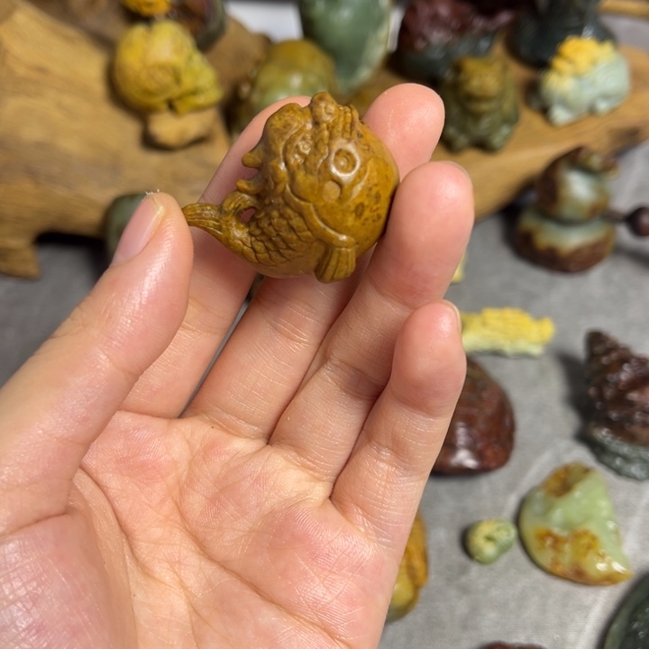 岫岩河磨玉（透闪石质玉）未镶嵌挂件